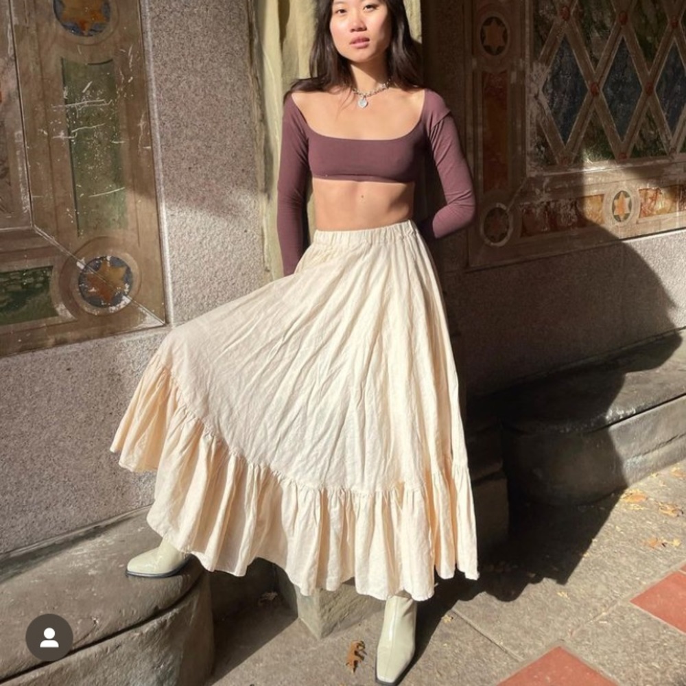 loud bodies linen flora skirt beige
